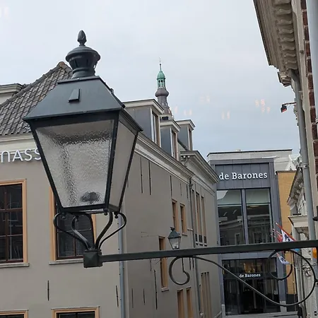 Casa de hóspedes D'artistique