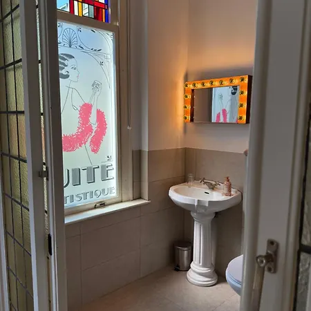 Casa de hóspedes D'artistique Breda